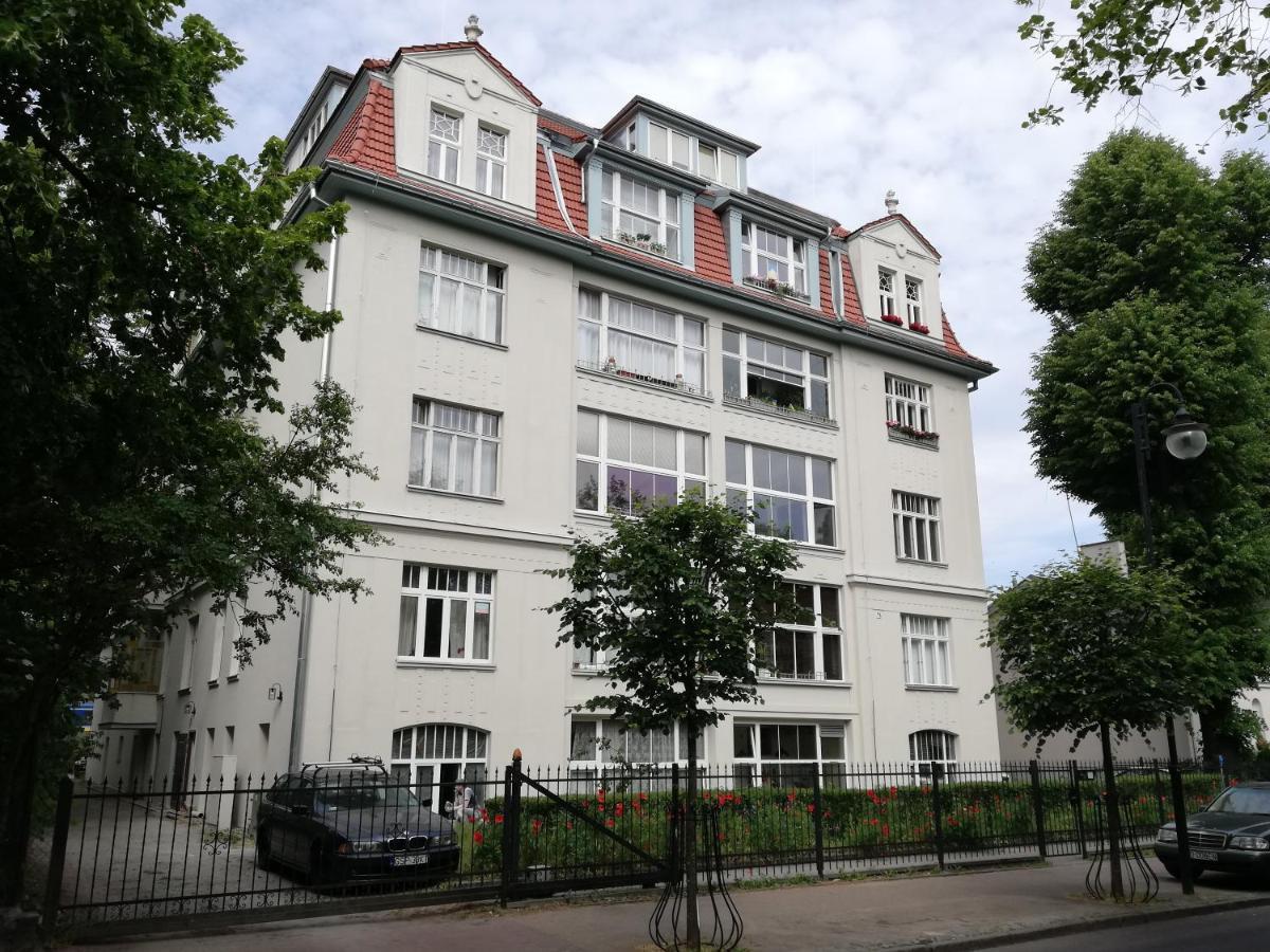 Apartament V Pietro Sopot Exteriör bild